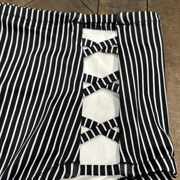 Bikini bottoms - Picture 2 of 4